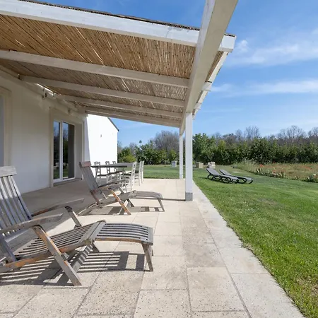 Villa Elegante A *